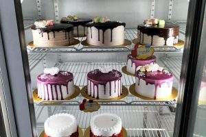 Kedai kek di Port Dickson, Malaysia